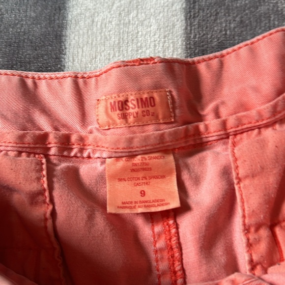 Denim shorts - Picture 2 of 3